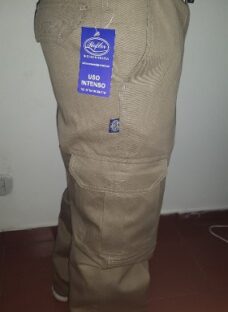 http://articulo.mercadolibre.com.ar/MLA-603098118-pantalon-cargo-_JM